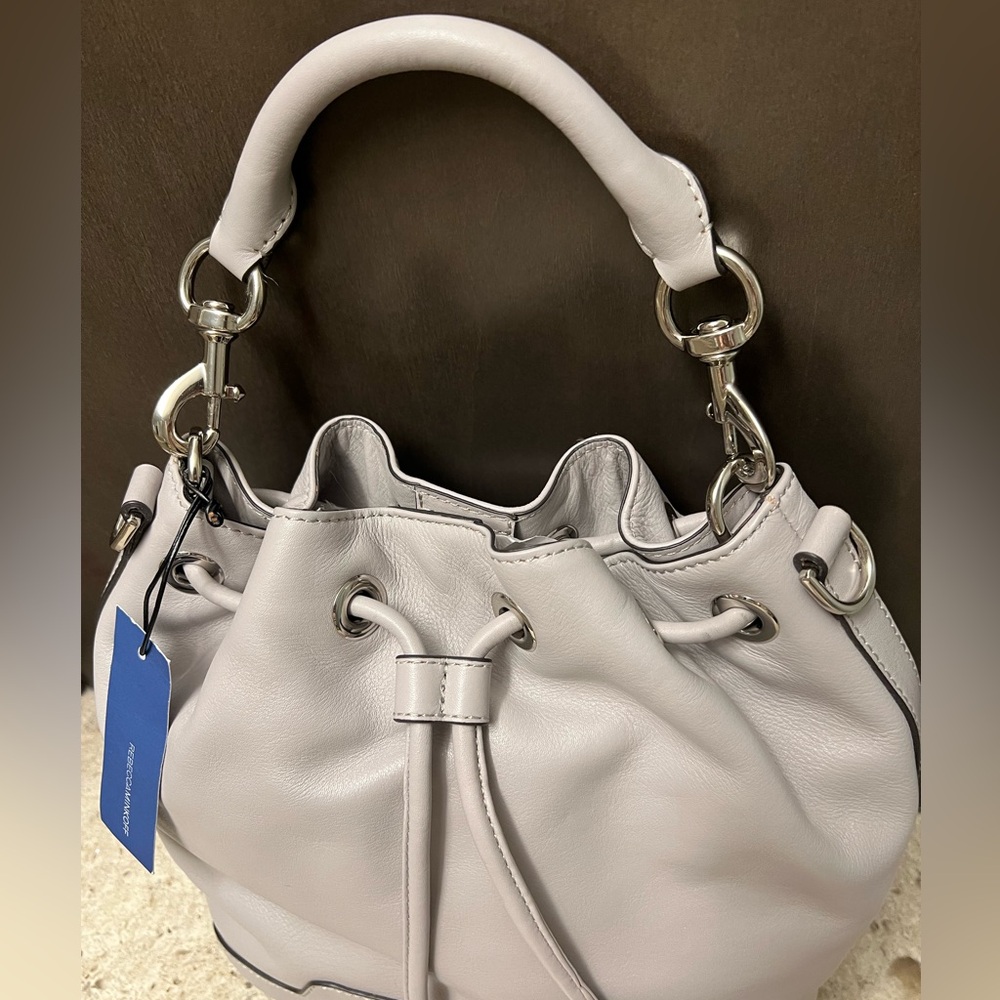 Rebecca Minkoff.NWT.Gorgeous Leather Crossbody/Bucket Bag. Stone Grey. 15”X 10”. - Picture 4 of 13